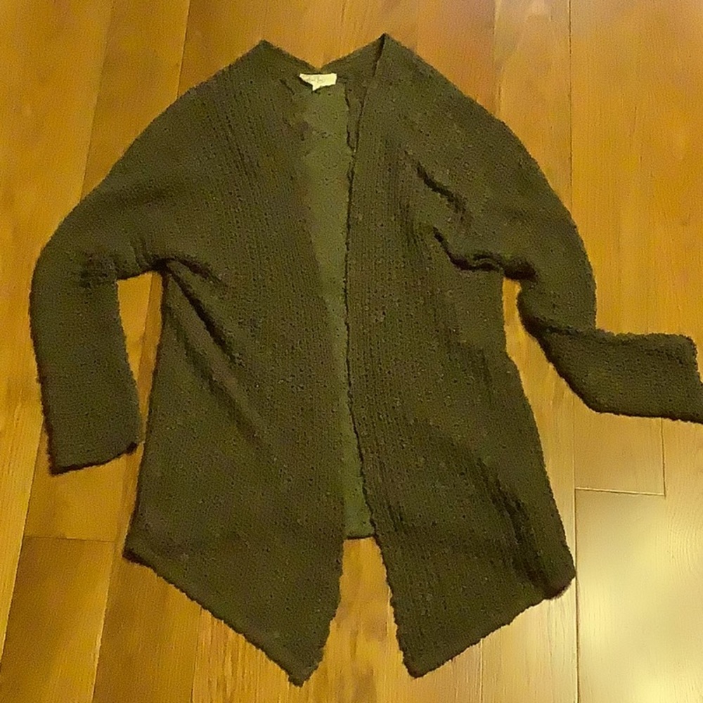 Love USA green sweater overlay, size medium/large, great condition.
